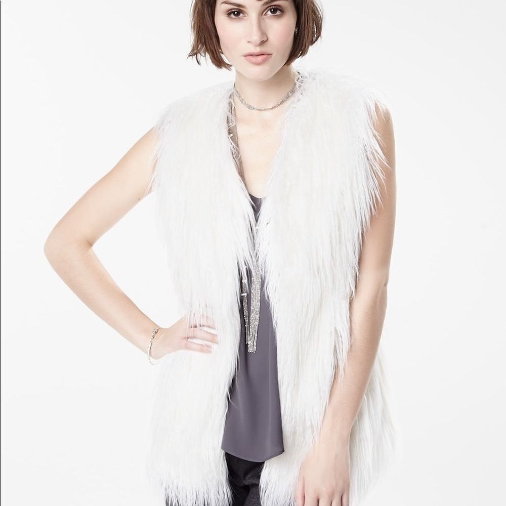 RW&Co Ivory White faux fur vest open front fall winter O/S vegan soft warm